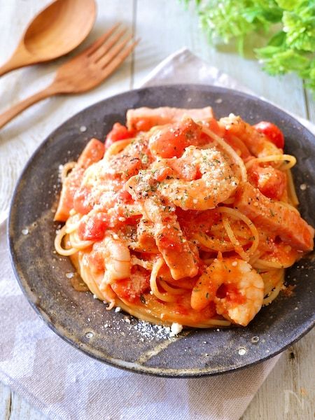 海老のトマトクリームパスタを作ろう
