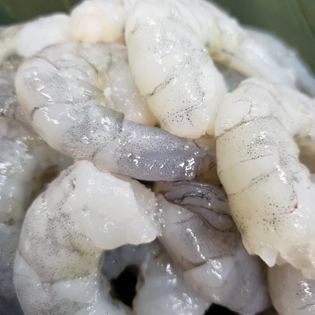 バナメイ海老むき身26/30(900g)入り